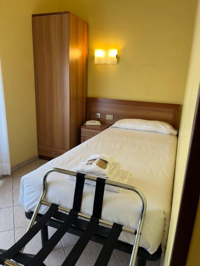 La Casa Di Nazareth Hotel Roma Ngoại thất bức ảnh