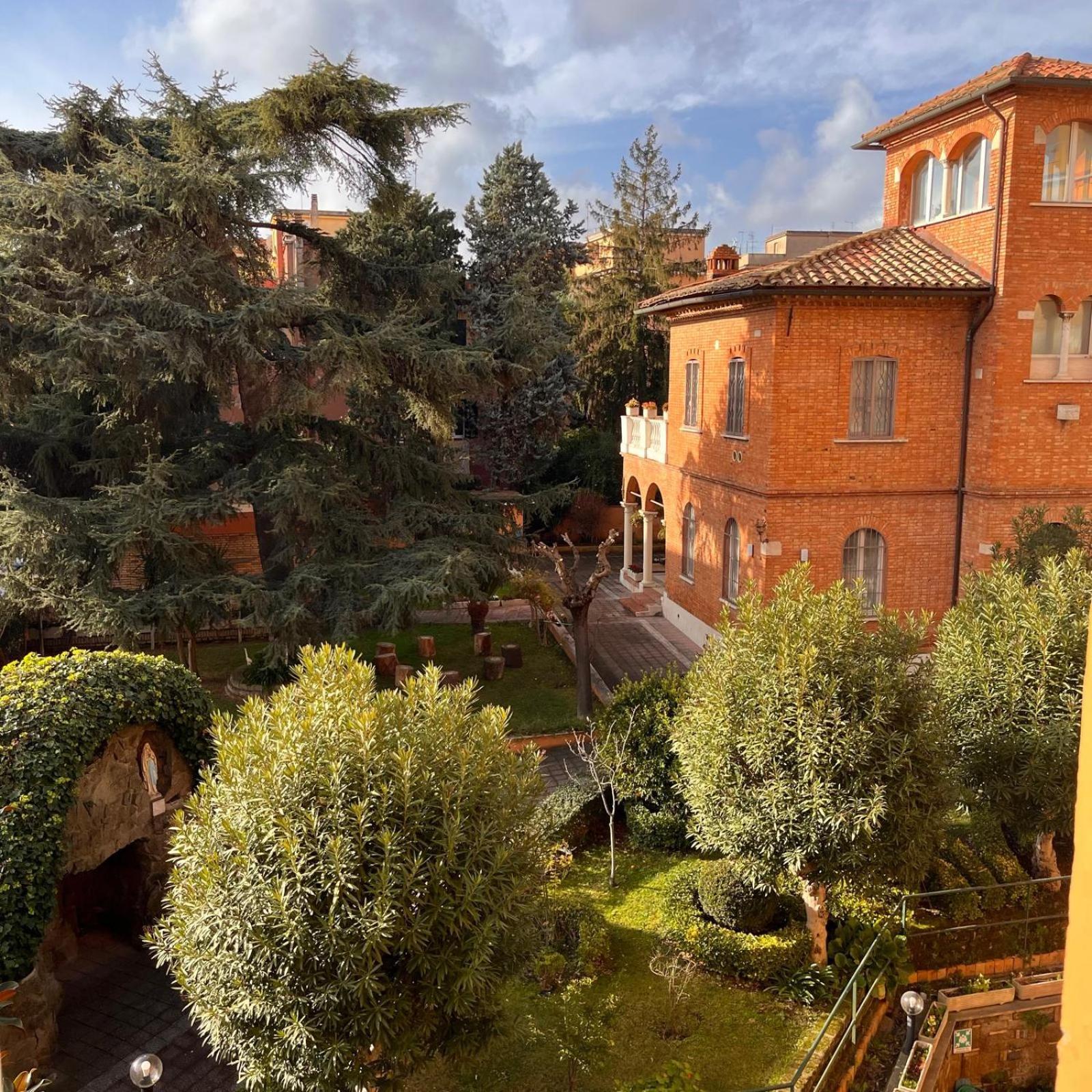 La Casa Di Nazareth Hotel Roma Ngoại thất bức ảnh